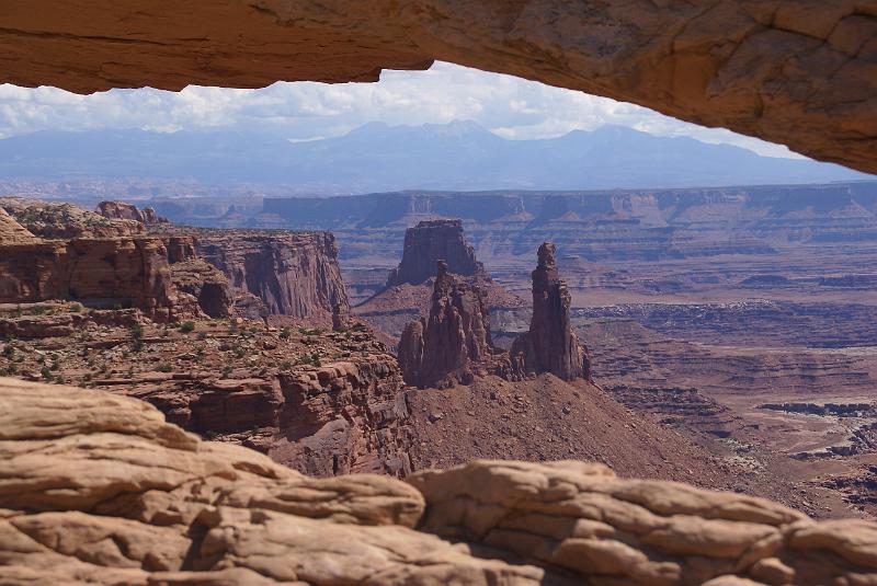 DSC04974.JPG - Mesa Arch - Canyonlands NP