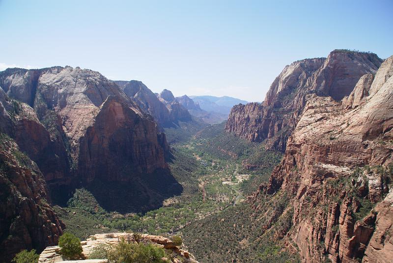 DSC05363.JPG - View down canyon from Angels Landing - Zion NP